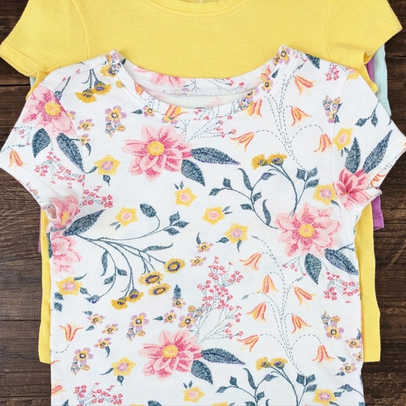 Old Navy, Set of 4 Tee Shirts - Picture 10 of 13